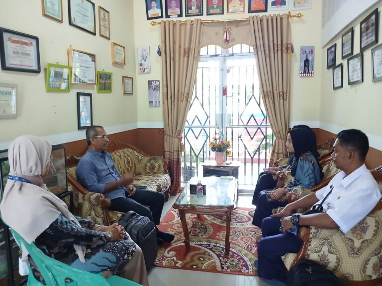 Kunjungan DPL ke-3 di SMPN 11 Tanjungpinang: Penguatan Peran Calon Guru PPG UMRAH dalam Mewujudkan Pendidikan Bermutu