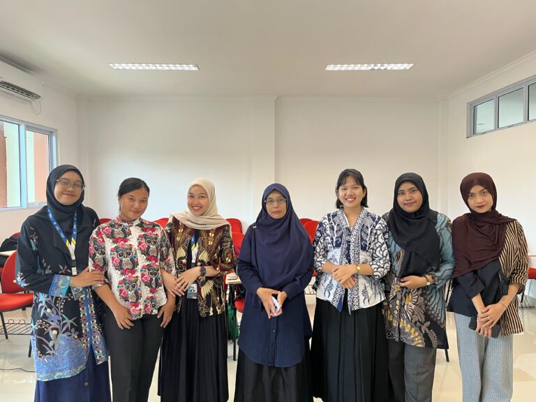 MAHASISWA PPG CALON GURU BIDANG STUDI BAHASA INGGRIS UMRAH IKUTI KULIAH PRAKTISI: BELAJAR LANGSUNG PENANGANAN STUDI KASUS SOSIAL EMOSIONAL PESERTA DIDIK